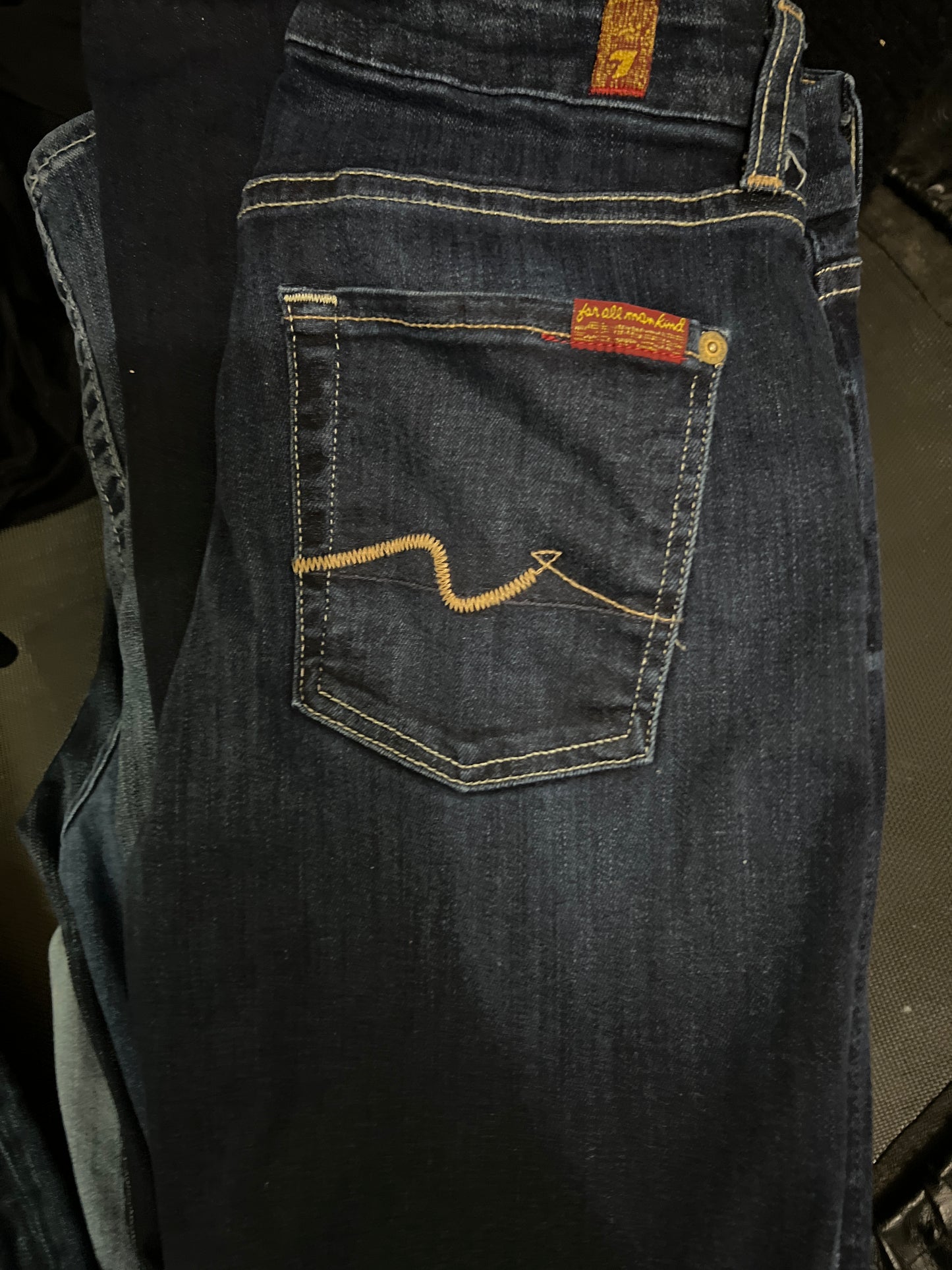 7 for all Mankind Bootcut Dark 28